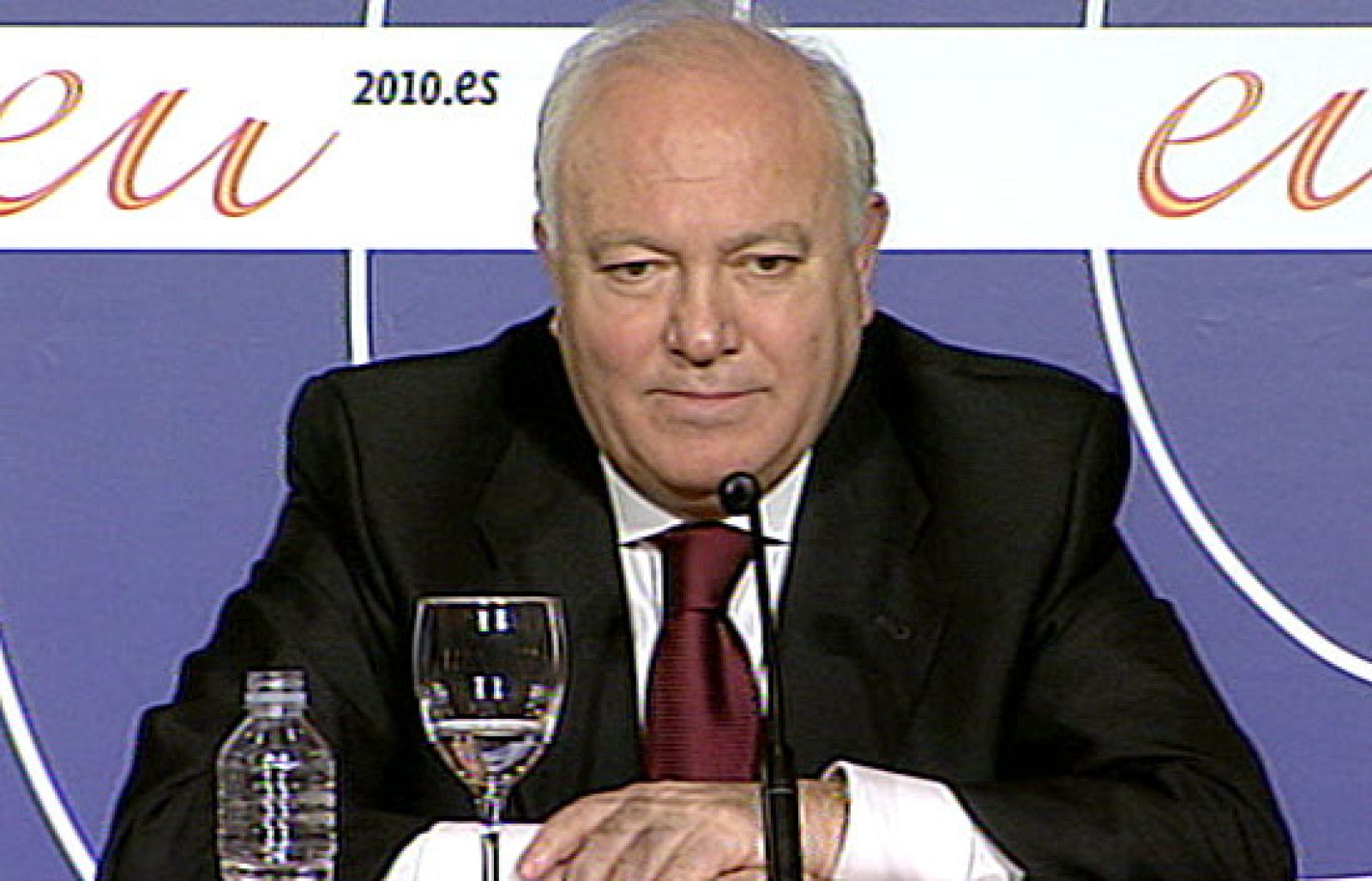 Moratinos dice que no ha recibido ninguna reivindicación de los secuestradores | Ver