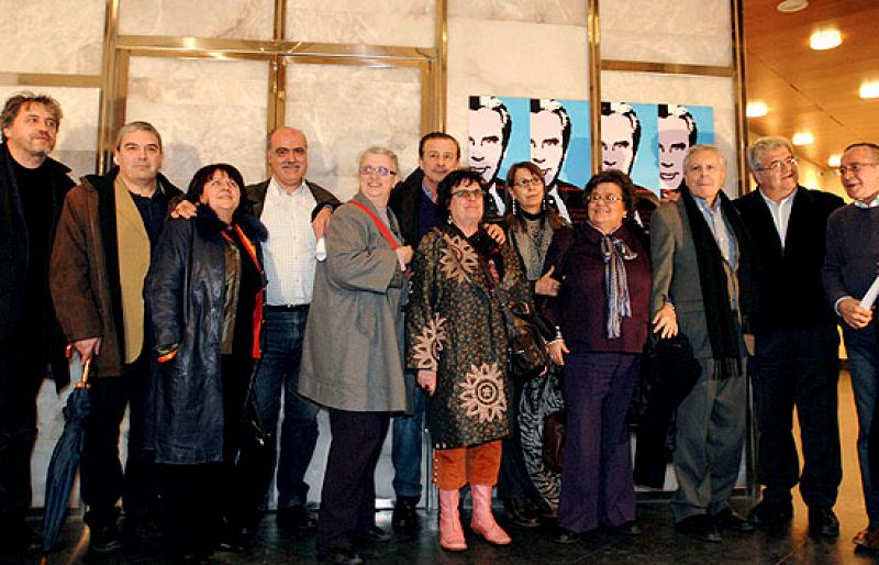 Intelectuales y artistas defienden al juez Garzón en un acto en Jaén