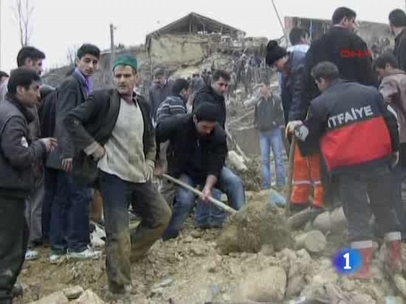 Al menos 51 muertos en un terremoto en Turquía