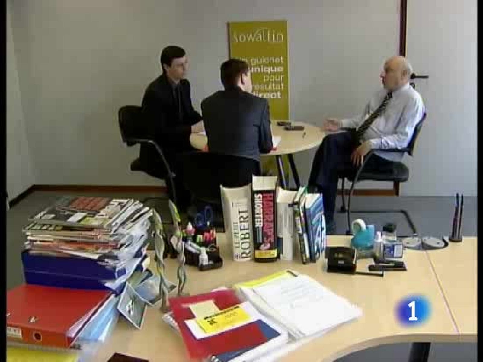 La Unión Europea aprueba un fondo de 100 millones de euros para microcréditos | Ver