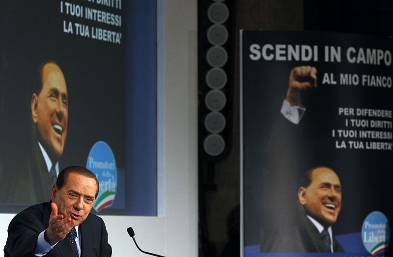 Berlusconi culpa a los jueces y a la "izquierda soviética" de no presentar sus listas a tiempo