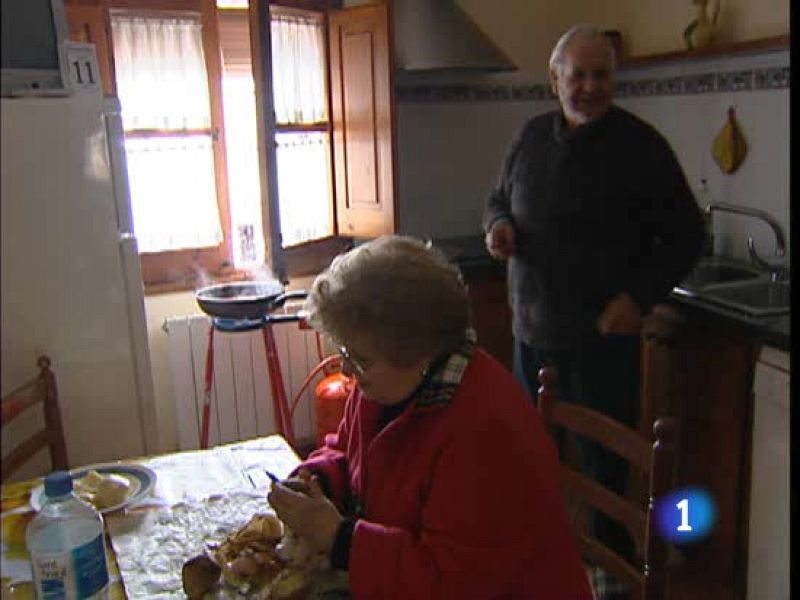 "El lunes salí de trabajar y llegué a casa al día siguiente. Desde entonces estamos sin luz"
