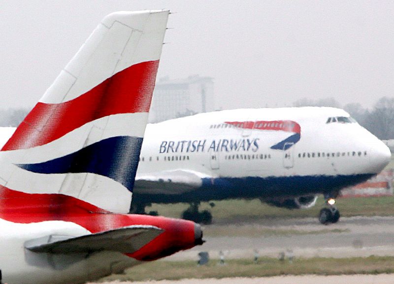 Los tripulantes de cabina de British Airways convocan siete días de huelga a fin de mes