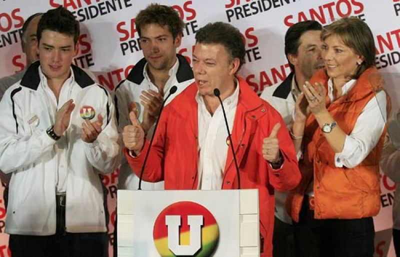 Colombia apuesta por la continuidad y da la victoria de las elecciones al partido de Uribe