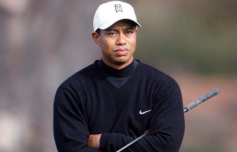 Colegas y patrocinadores saludan el regreso de Tiger