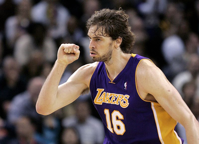 Pau Gasol logra su mejor registro: 28 puntos y 11 rebotes