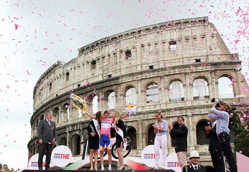 El Giro invita al Caisse d'Epargne y al Footon-Servetto