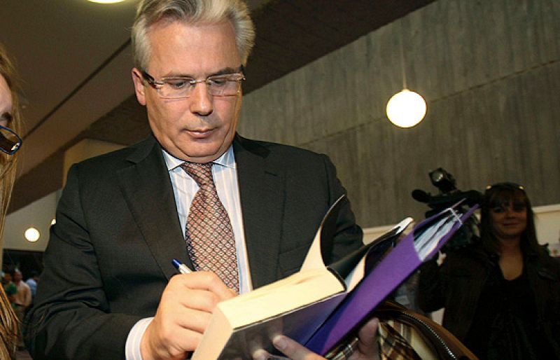 El TS cita como imputado a Garzón por cohecho por el cobro de los cursos de Nueva York