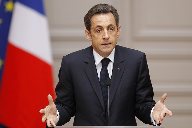 Sarkozy se toma con "sangre fría" la derrota electoral y continuará con las reformas