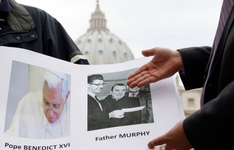 El Papa permitió la reinserción de un sacerdote que volvió a cometer abusos sexuales