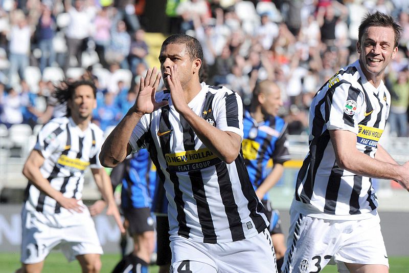 Felipe Melo mantiene en Europa a la Juventus