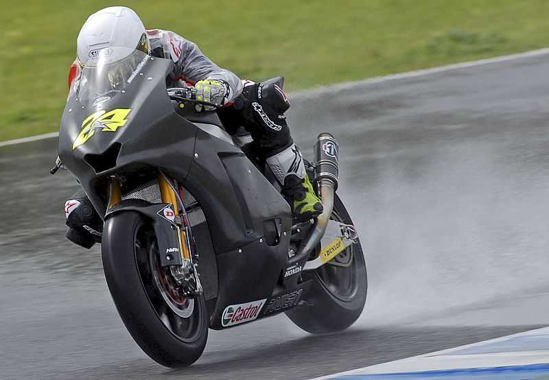 Toni Elías se lesiona en Jerez, pero confía en estar recuperado para Qatar