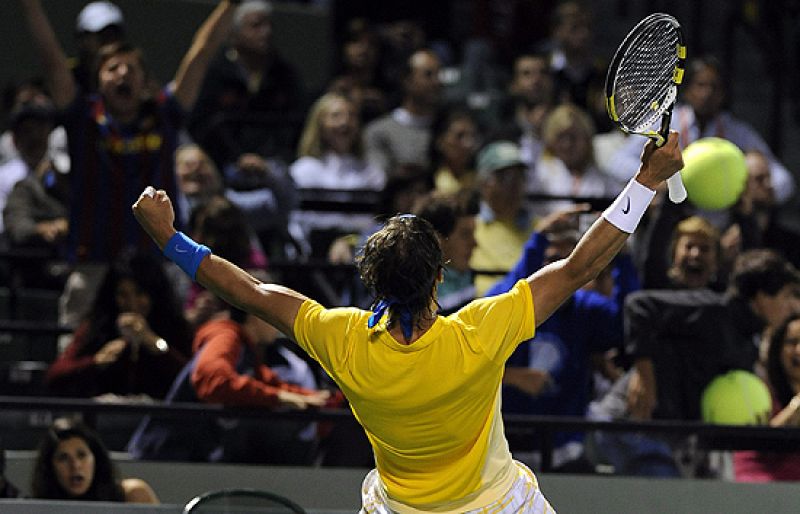 Nadal gana a Tsonga y recupera su mejor nivel