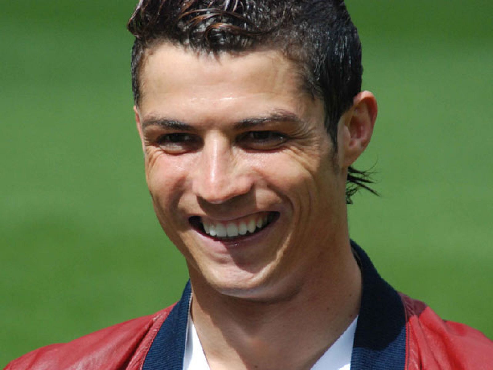 Entrevista completa a Cristiano Ronaldo: 'Espero pasar muchos años aqui' | Ver