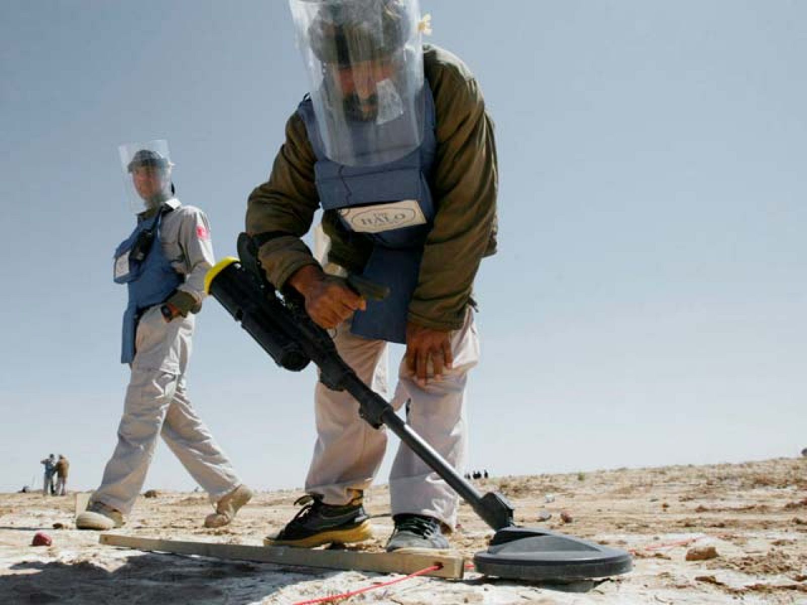 167 millones de minas enterradas en el suelo en 78 países | Ver