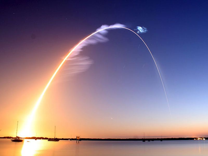 El 'Discovery', de nuevo rumbo a la ISS con siete astronautas a bordo