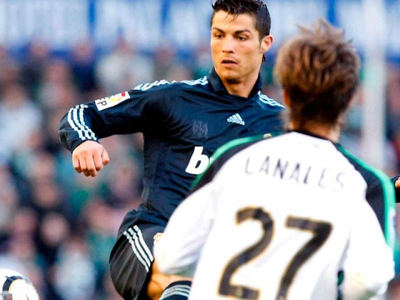 Valdano: "Después del 'clásico' la Liga seguirá abierta"