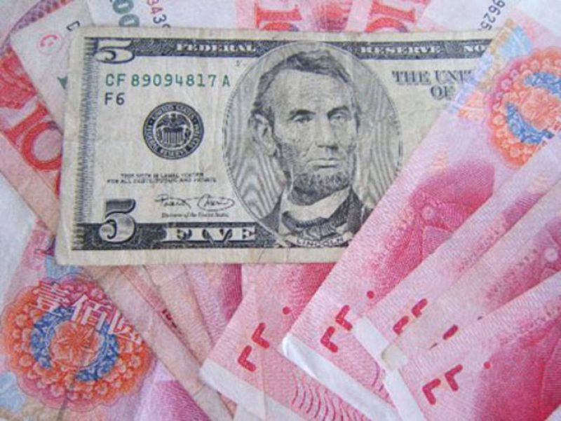 Un infravalorado yuan vuelve a enfrentar a Estados Unidos y China