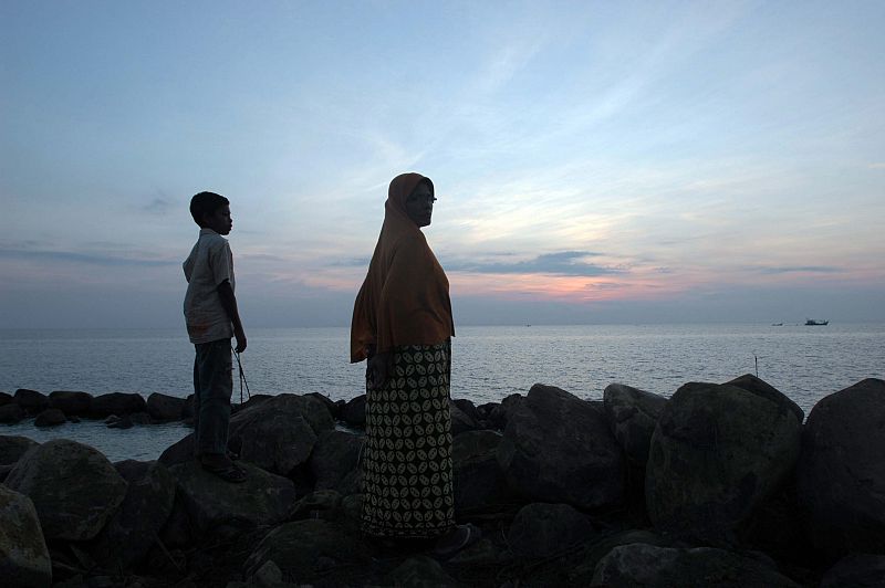 Un seísmo de magnitud 7,8 sacude el noroeste de Indonesia y evoca el temor al tsunami del 2004