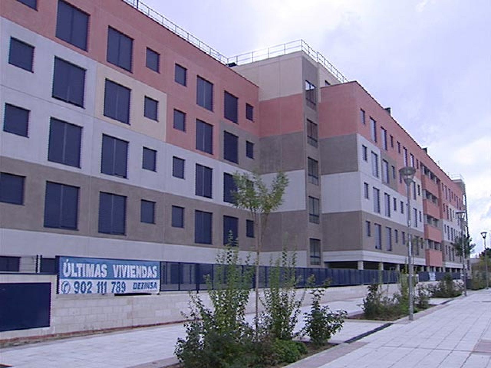 El Gobierno adelanta las 24 medidas del decreto contra la crisis a los partidos de la oposición | Ver