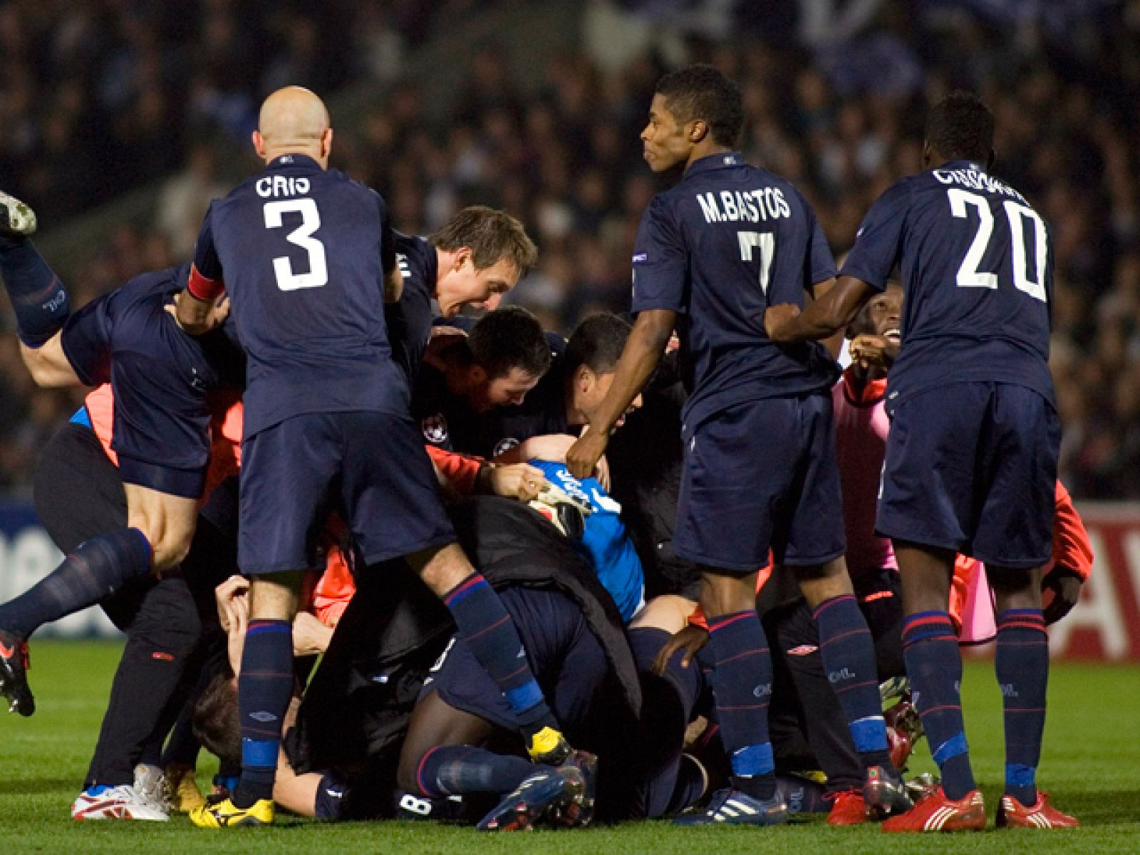 El Olympique de Lyon hace historia - Champions League | Ver