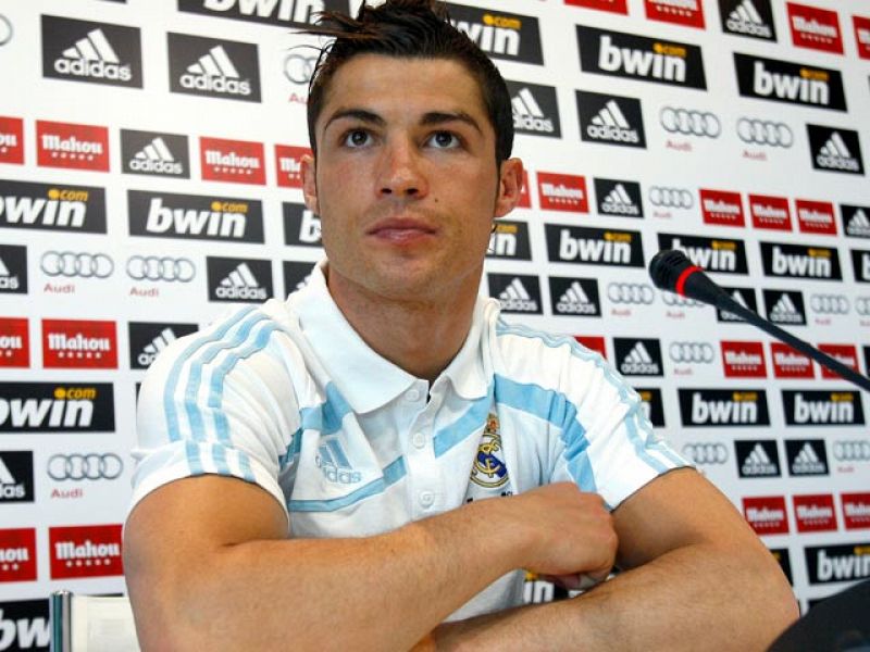 Cristiano Ronaldo: "Respeto al Barcelona pero no le tengo miedo"