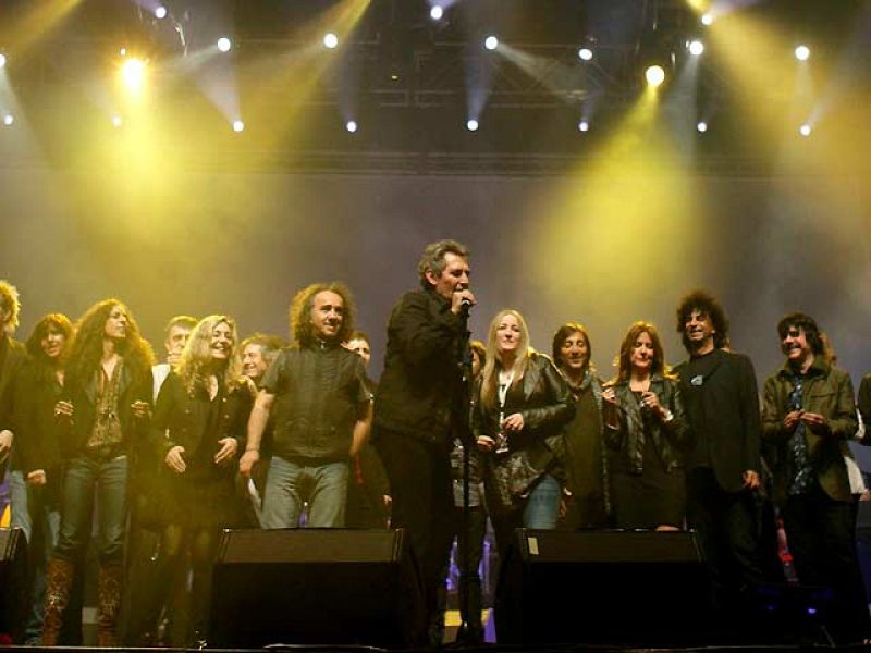 Antonio Vega vuelve a la vida en el Palacio de Deportes de Madrid