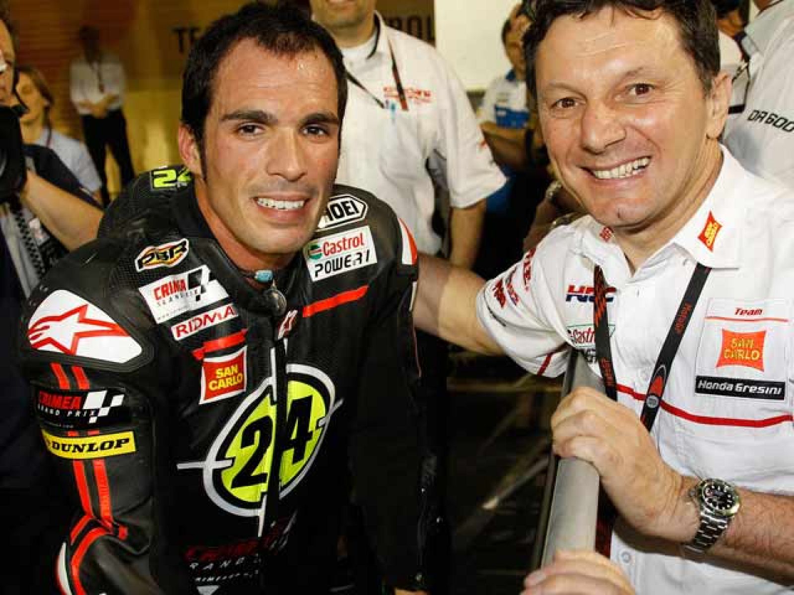 Sólo diez días después de ser operado, Toni Elías se ha hecho con la primera 'pole' de Moto2.