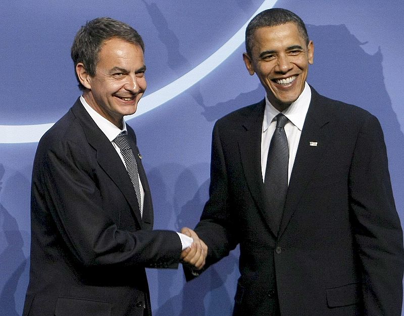 Zapatero pide en la cena de líderes respaldar el plan de Obama para evitar el terrorismo nuclear