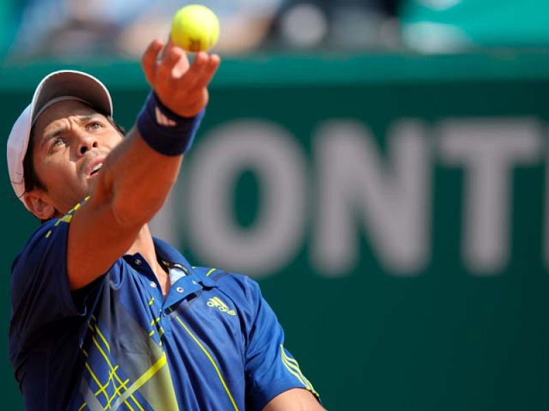 Verdasco, Robredo y Montañés siguen, y Almagro cae ante Tsonga