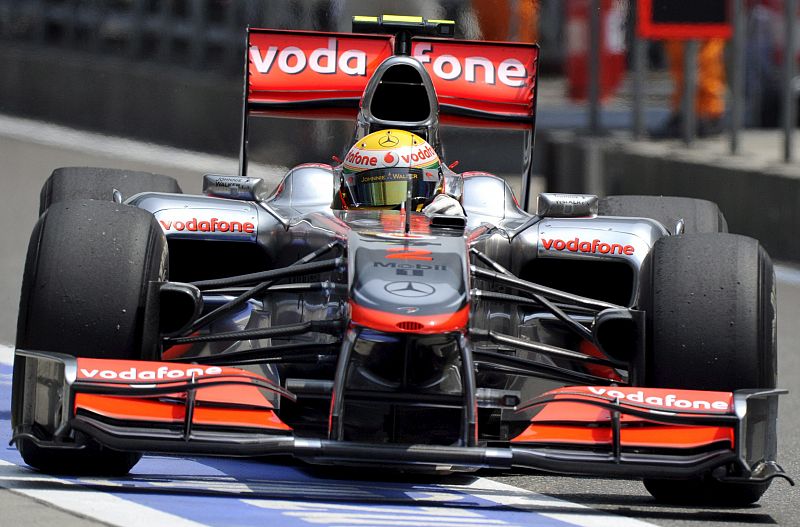 Hamilton, mejor tiempo en los segundos libres, Alonso décimo
