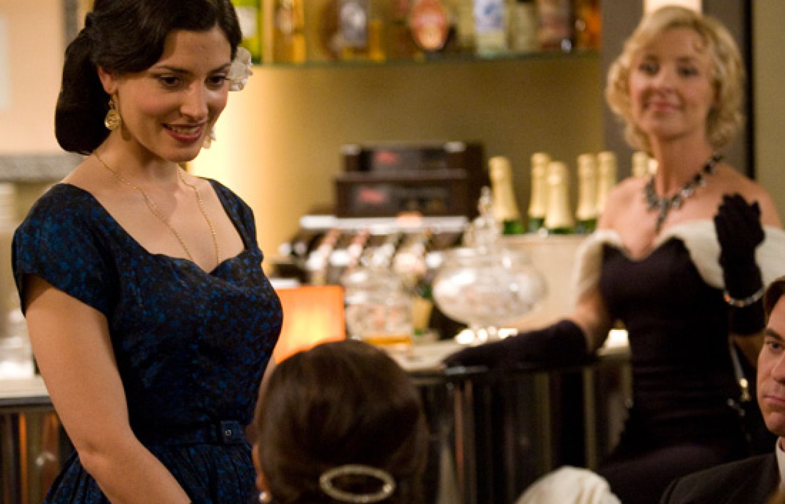 Amar - Cántala otra vez, Rosa - Amar en tiempos revueltos | Ver