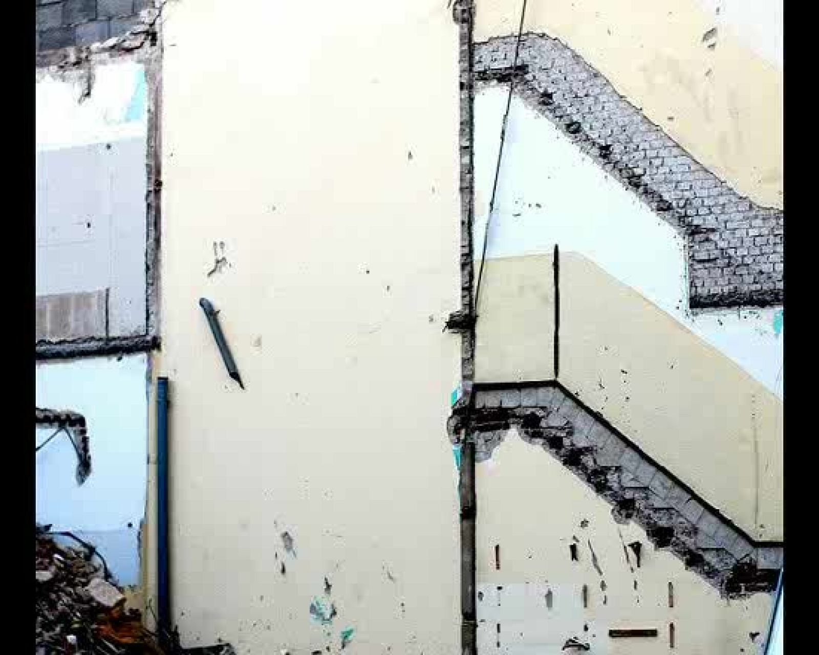 Ráfaga 96 - Ruinas | Ver