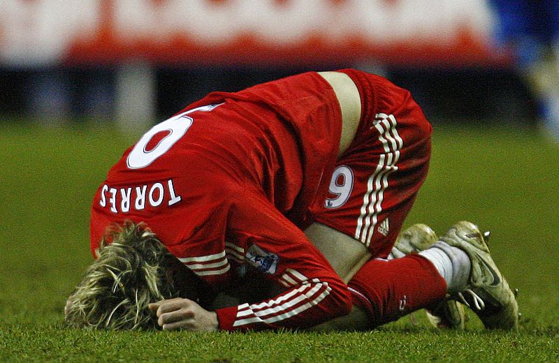 Fernando Torres, operado con éxito de la rodilla