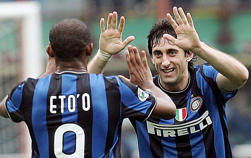 El Inter se acuesta líder en Italia y piensa en Barcelona