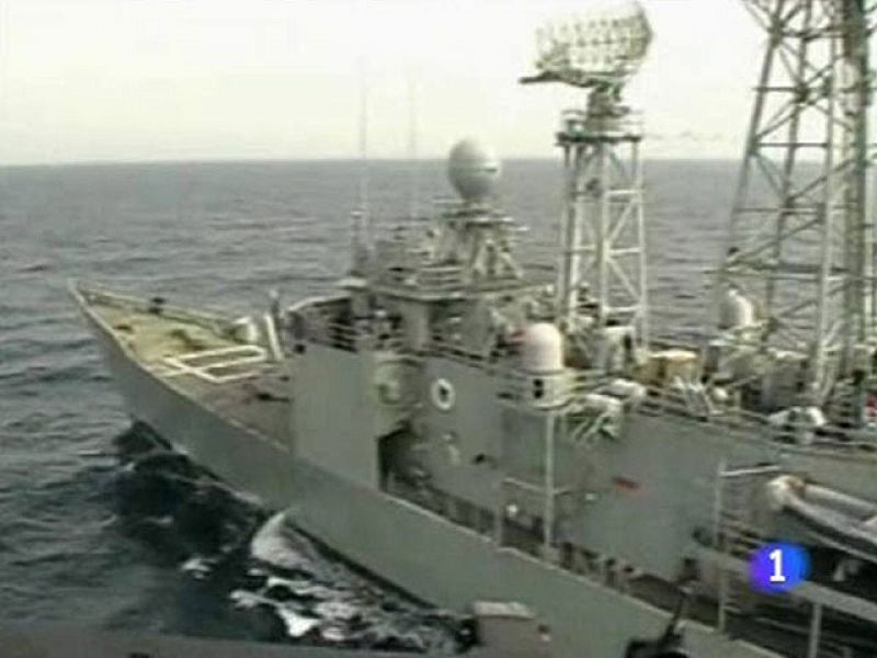 La fragata 'Victoria' intercepta dos embarcaciones frente a las costas de Somalia