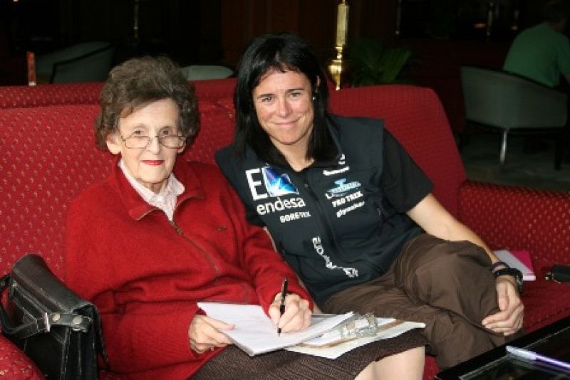 Miss Hawley, el 'árbitro' de los ochomiles