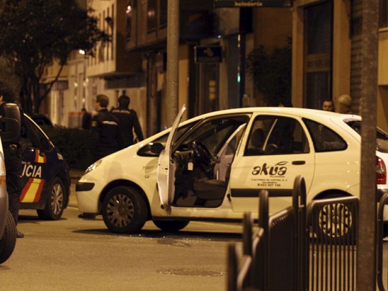 Un taxista muere tiroteado en Salamanca