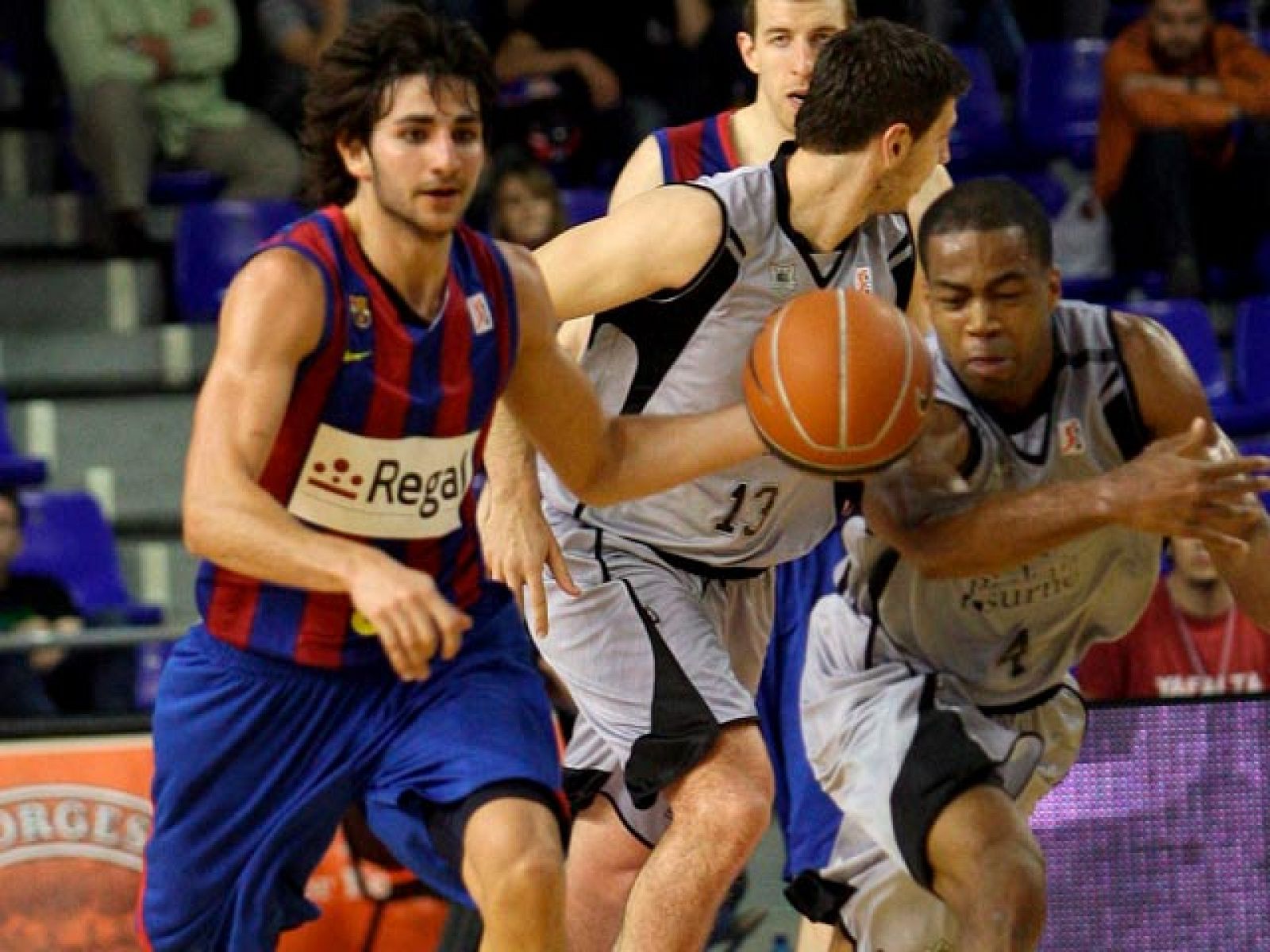 Regal Barcelona 86-55 Bizkaia Bilbao - Baloncesto en RTVE | Ver