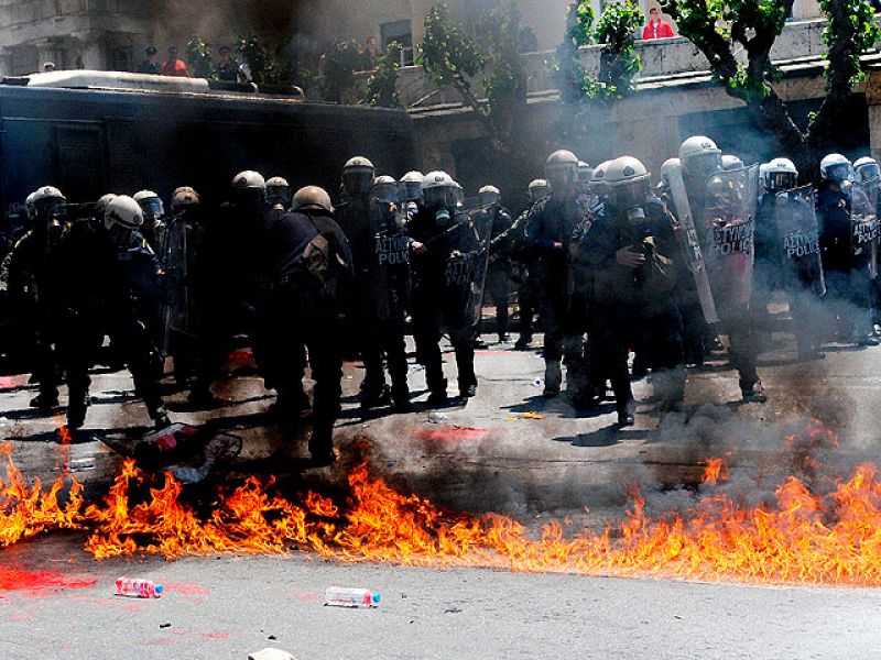 Los sindicatos griegos rechazan el plan de ajuste en las marchas por el Primero de Mayo