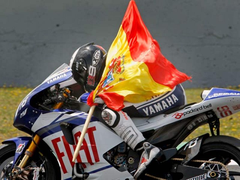 Victoria y liderato para Jorge Lorenzo