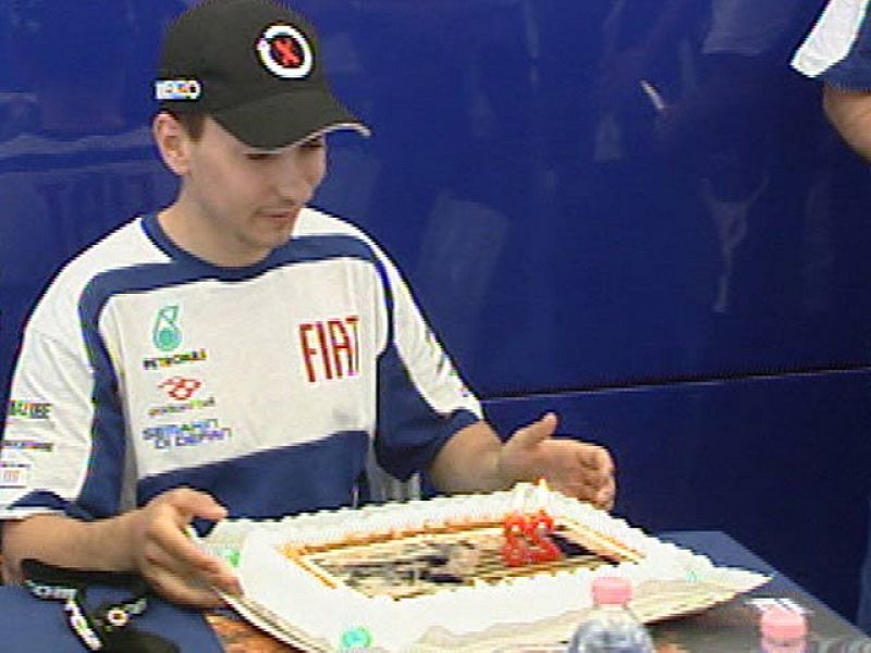 Jorge Lorenzo se regala la victoria de Jerez por su 23º cumpleaños