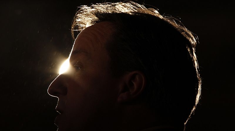 El "Financial Times" apuesta por Cameron pero alerta sobre su "hostilidad" hacia Europa