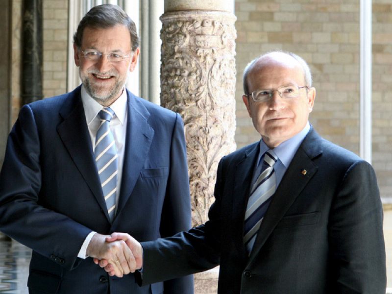 Rajoy pide un fallo del Estatut "ya" y Montilla advierte de una posible "fractura" territorial