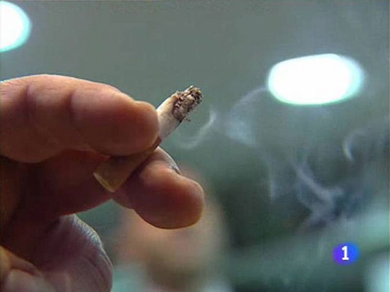 El borrador de reforma de la Ley antitabaco prohibirá fumar en los espacios públicos cerrados