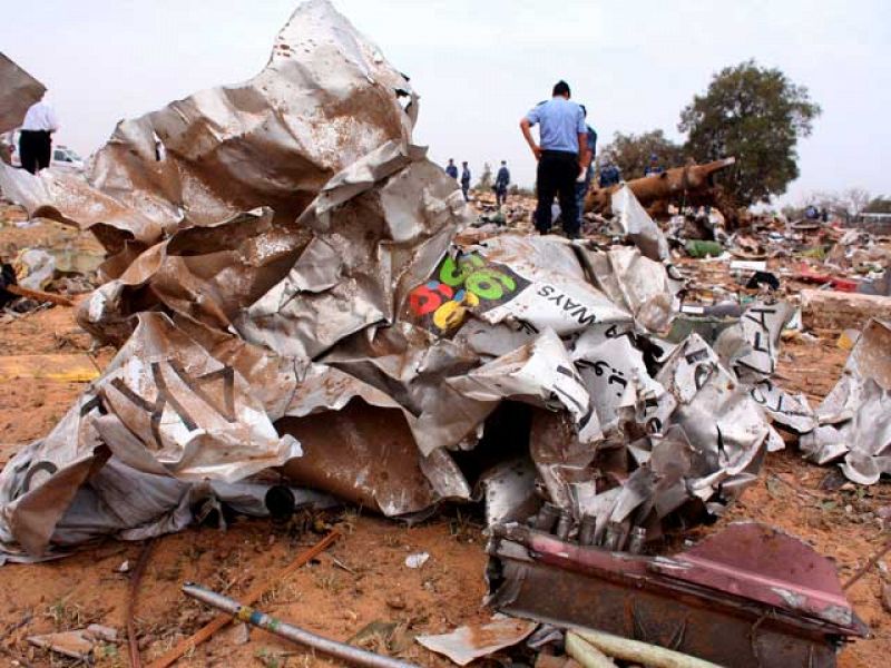 Un niño de 10 años, único superviviente de la tragedia aérea que ha dejado 103 muertos en Libia