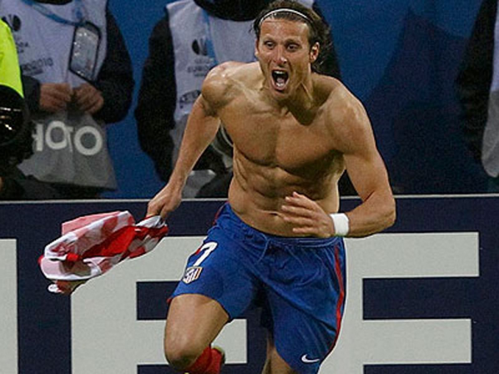 El Atlético de Madrid se ha coronado como el primer campeón de la nueva Europa League. Así se vivió la gesta en el estudio de 'Tablero Deportivo'.