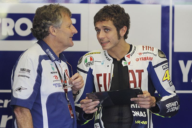 Rossi apuesta por que permanecerá en Yamaha