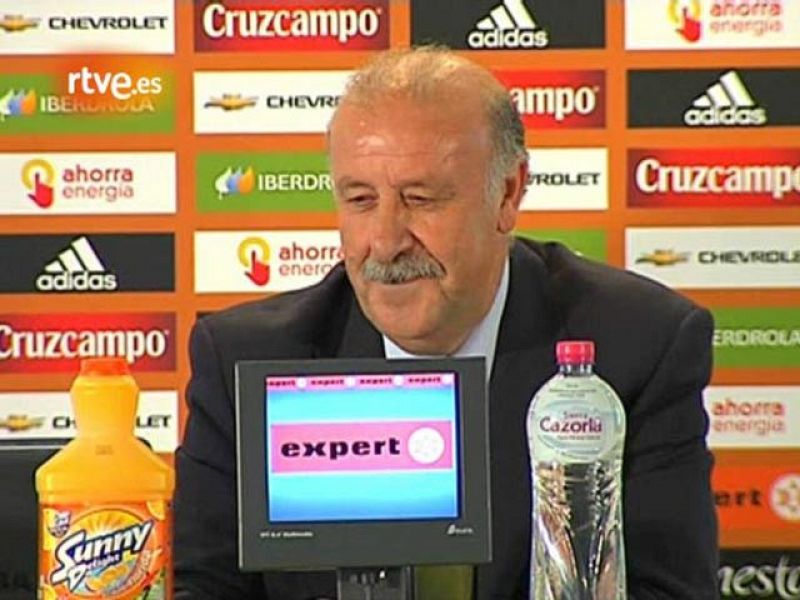 Del Bosque: "Valdés, Javi Martínez y Pedro han ido pidiendo paso"