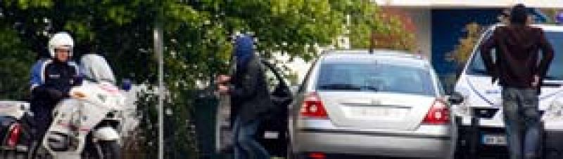 Una de las pistolas halladas a ETA en Bayona es del mismo calibre que la que mató al gendarme